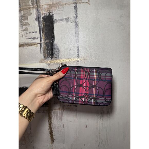 Vintage Pink Coach Plaid Wristlet with Glitter Signature C Print - Picture 1 of 5